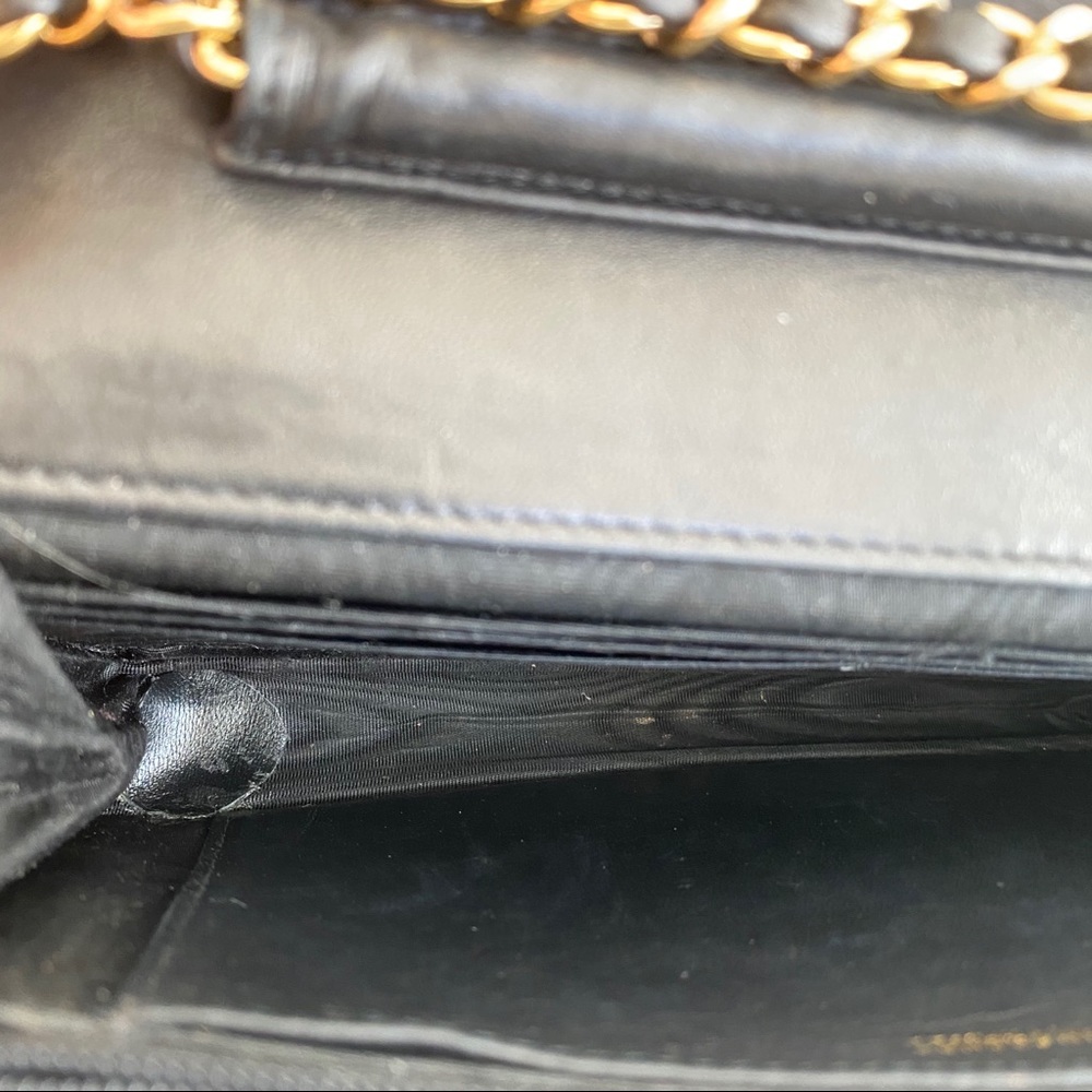 SOLD 💯Chanel Caviar Timeless WOC Black - Picture 9 of 16